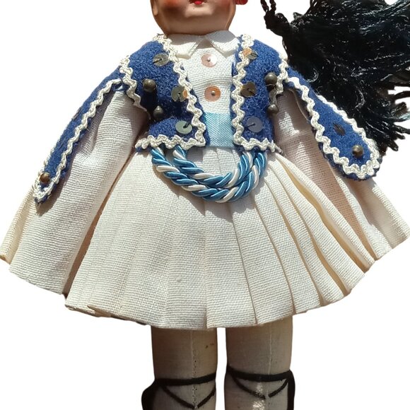 Vintage Collectible Doll - Picture 9 of 15